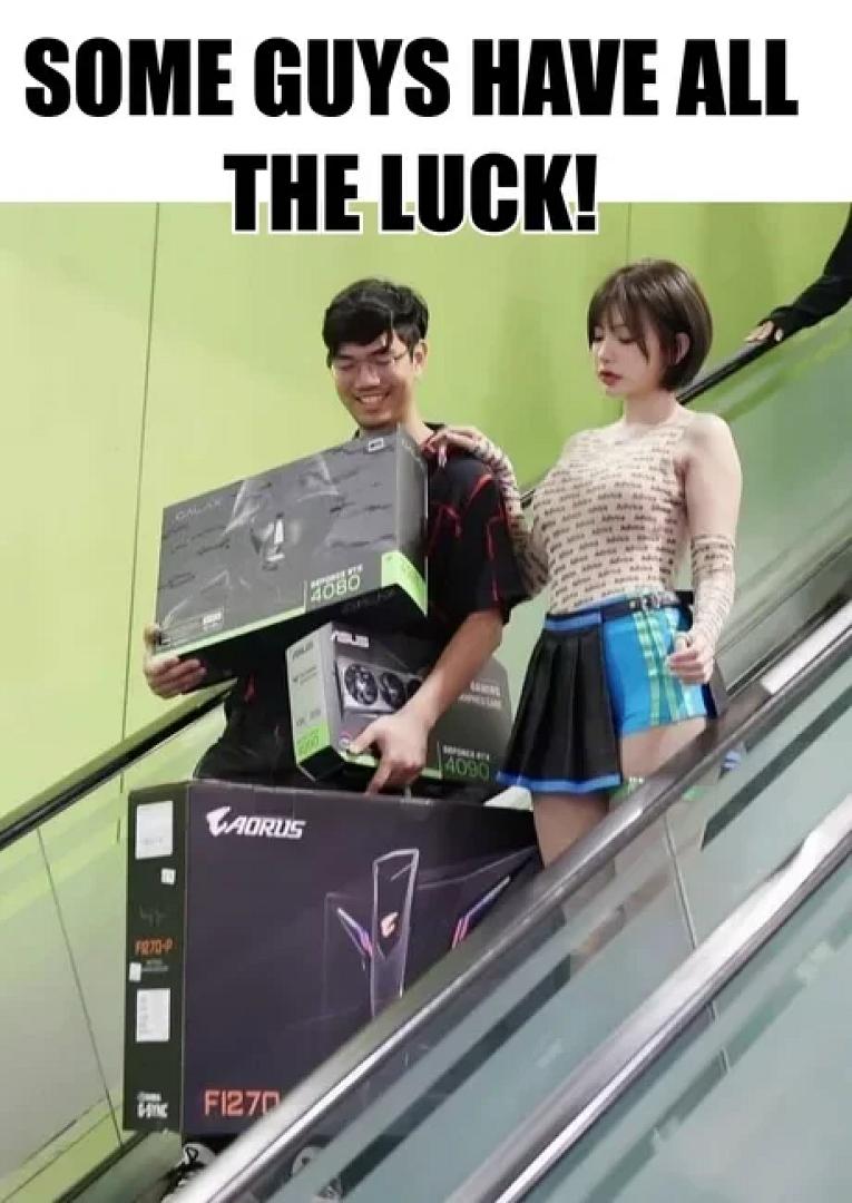 abAoydv_460swp.webp abAoydv_460swp.webp